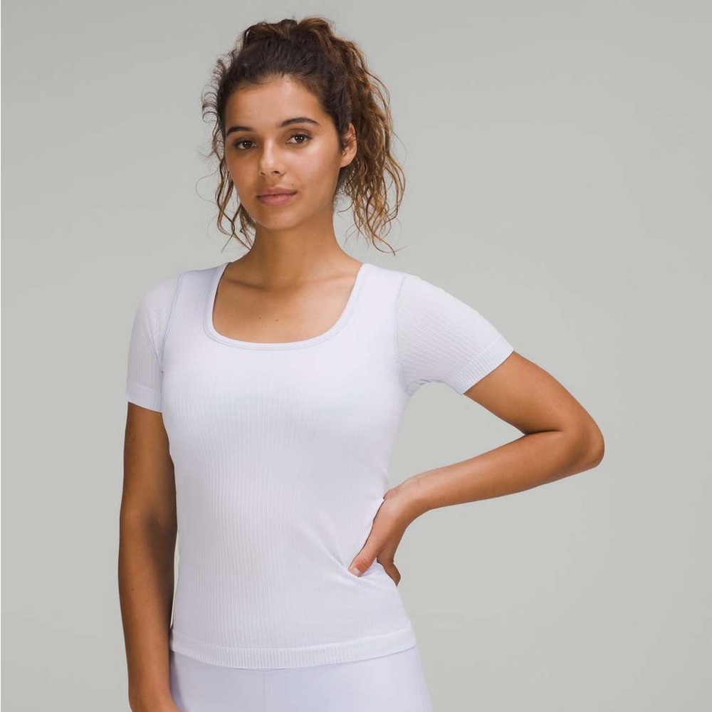 Lululemon Ebb to Street Short Sleeve Shirt